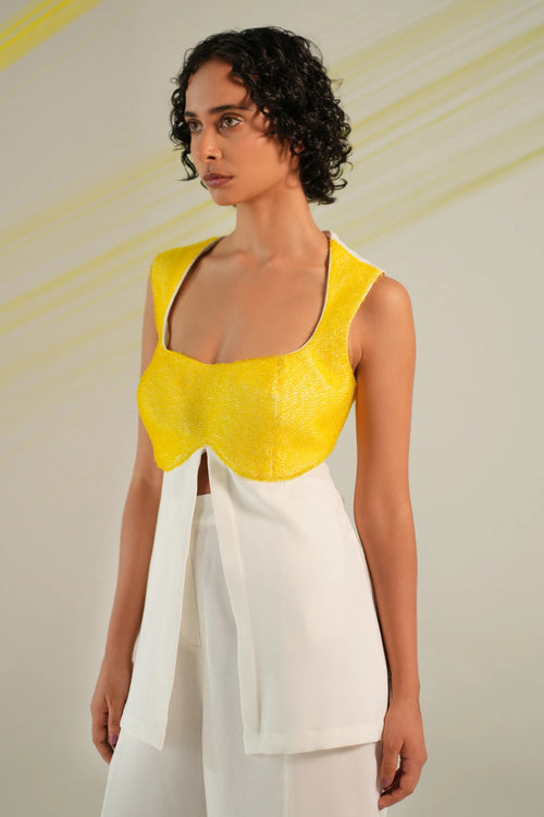 Contoured Slit Top