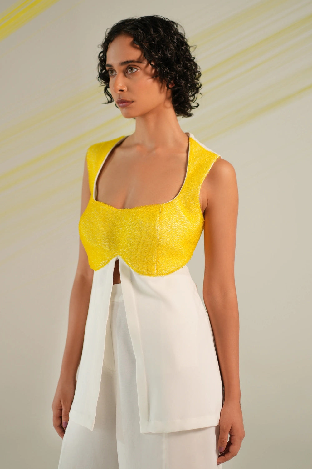 Contoured Slit Top