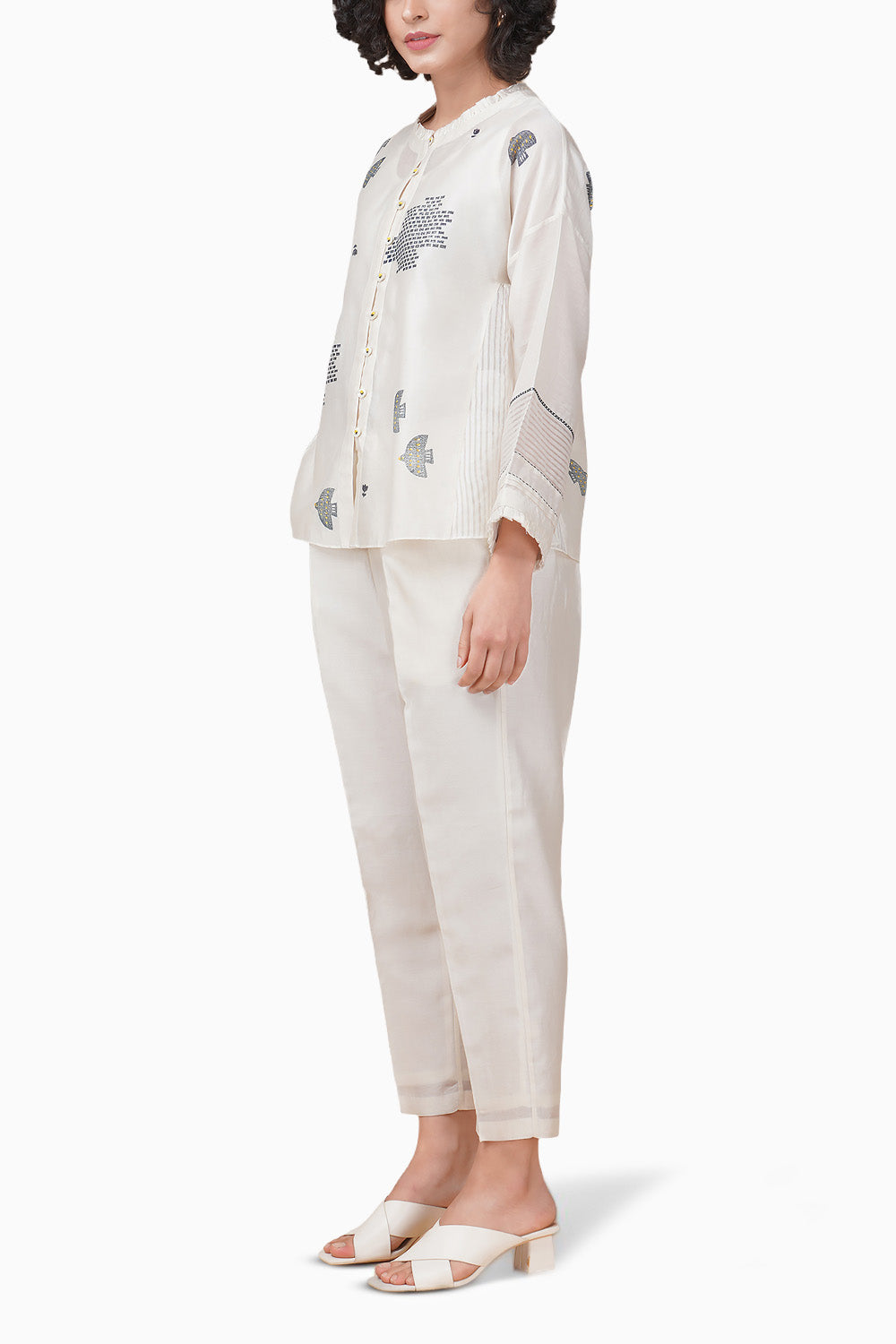 Indigo Hakoni Printed Ivory Shirt and Pant