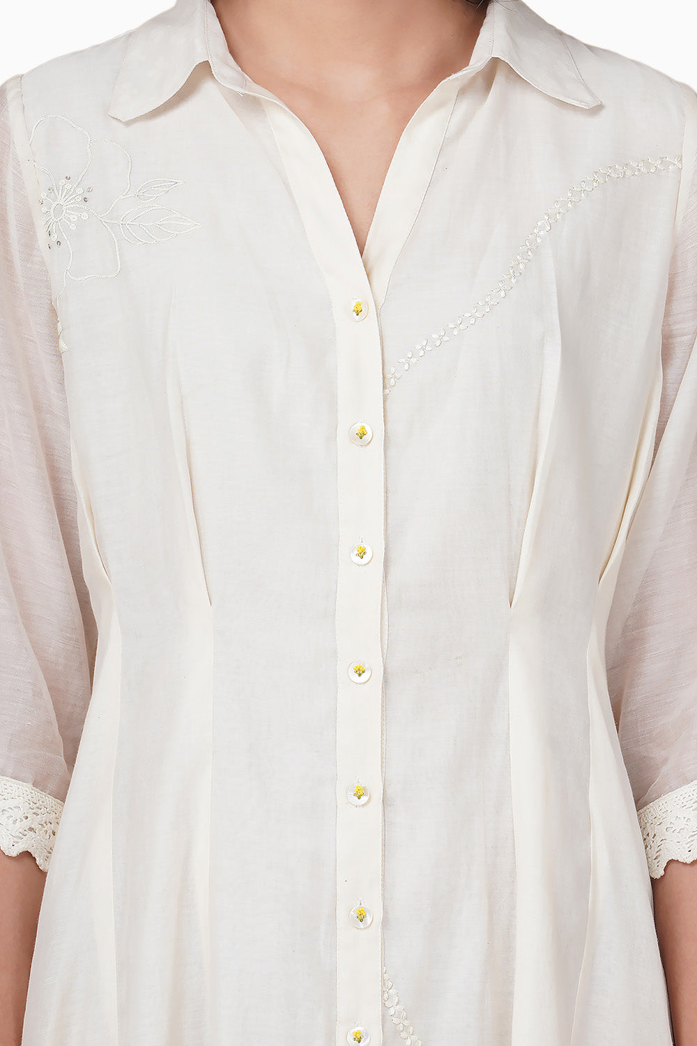 Azisai Embroidered Ivory Dress