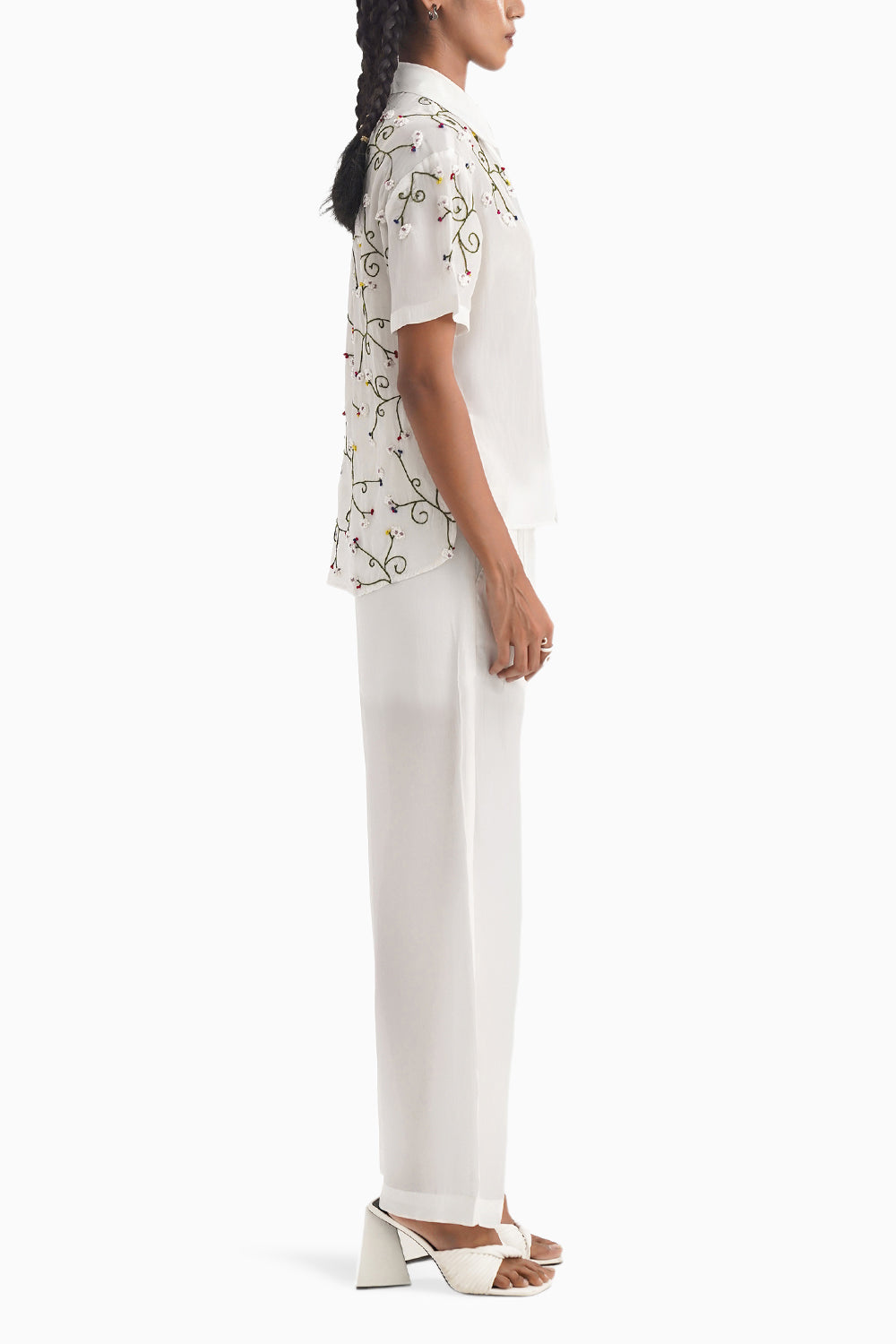 Le Jardin Vine Embroidery Ivory Co-ord Set