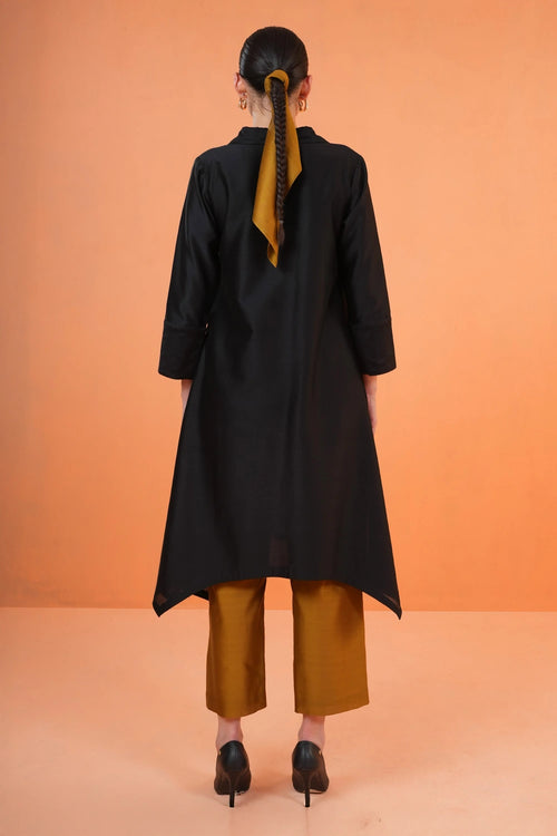 Black Desert Suit Set