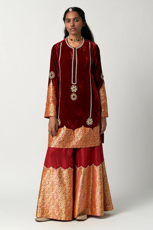 Ruby Amara Velvet Kurta