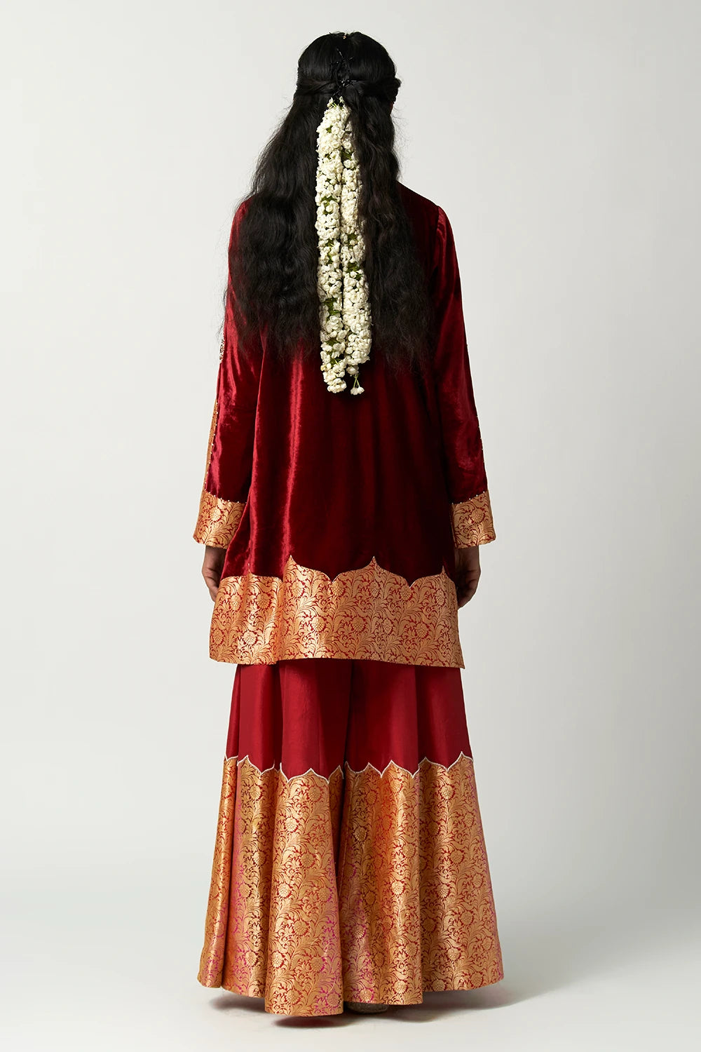 Ruby Amara Velvet Kurta