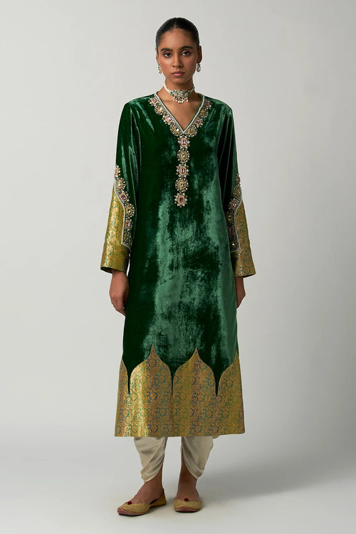 Panna Velvet Kurta Set