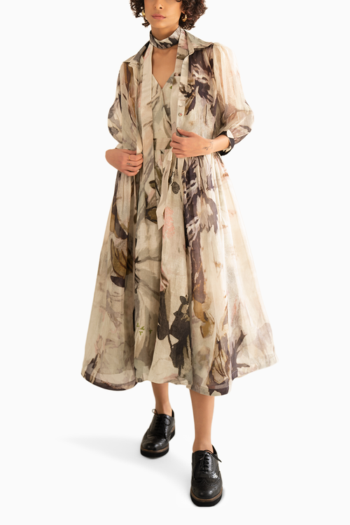 Scattered Petals Organza Throw With Overlap Dress