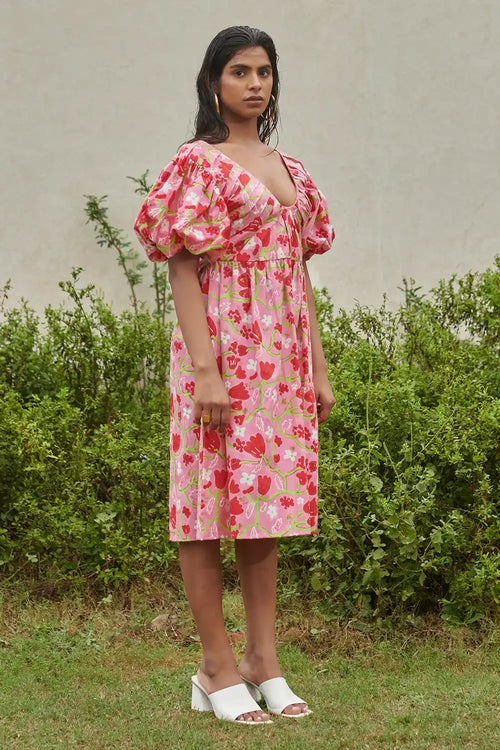 Le Blush Fleur Pleated Midi Dress