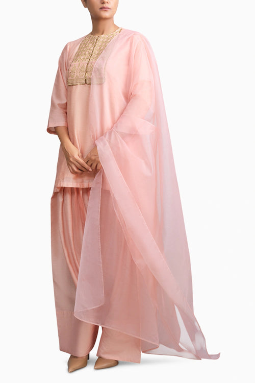 Peach Sleeveless In-Cut Kurta & Farshi Salwar Set