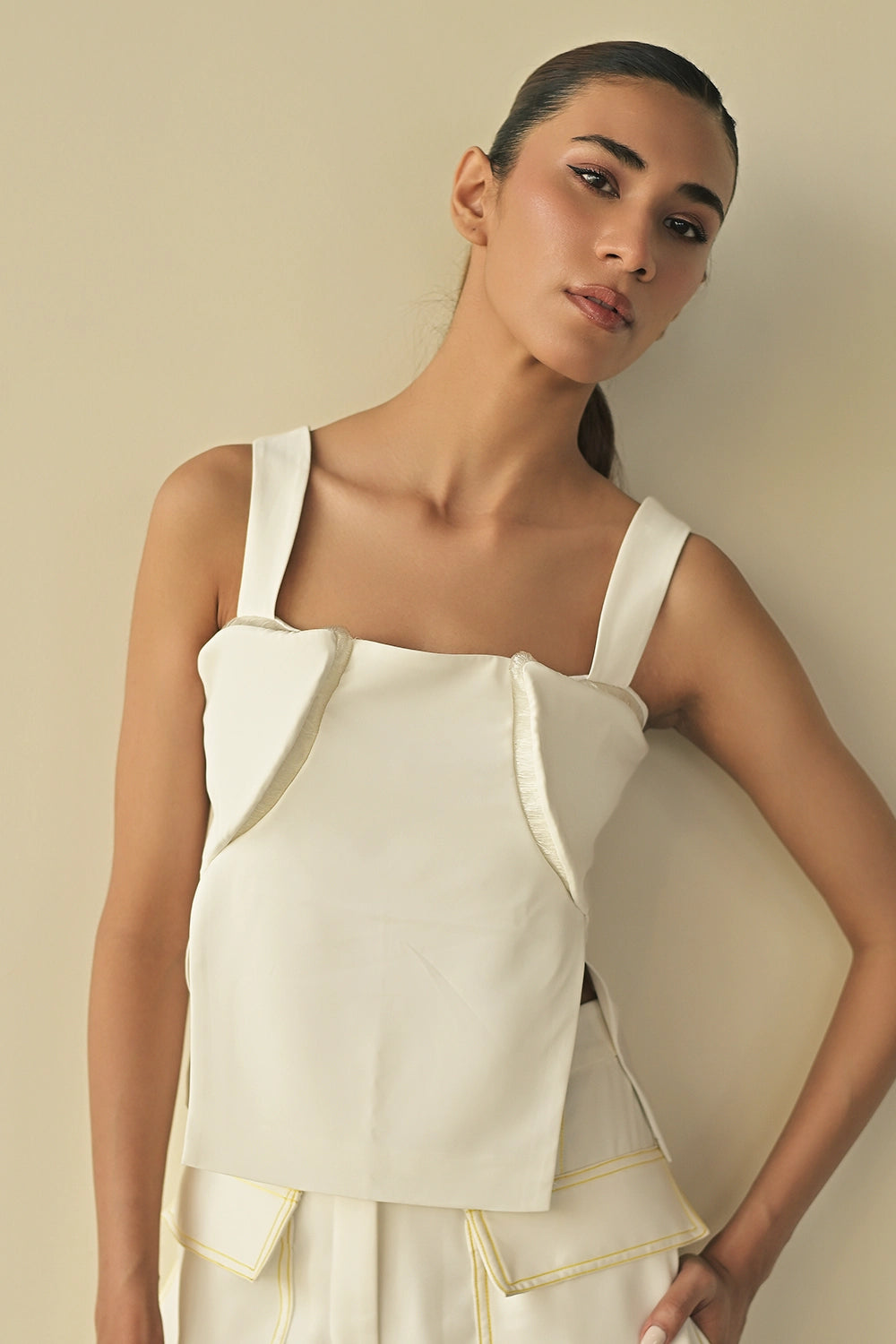 Contour 3D Slit Top