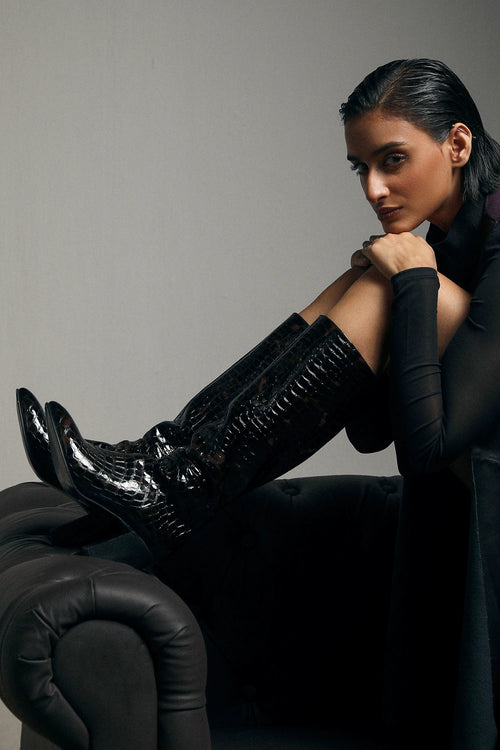 4221 Long Black Boot