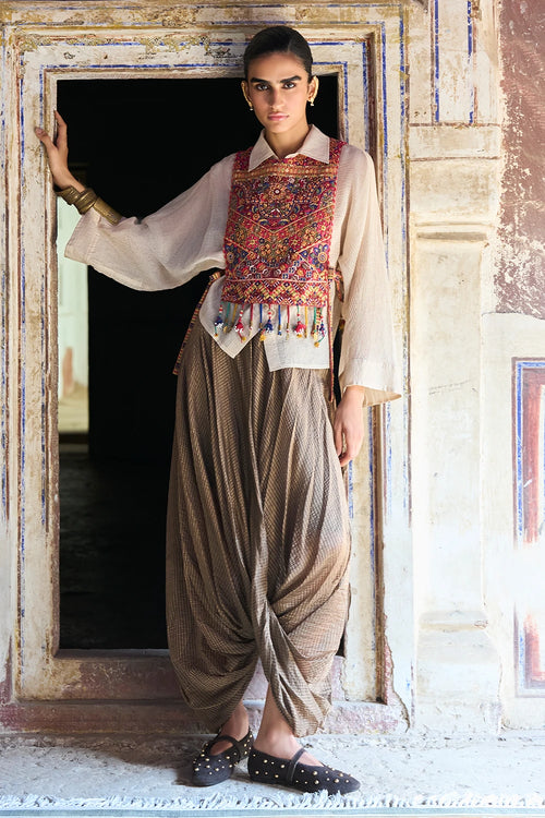 Multi Embroidered Bib