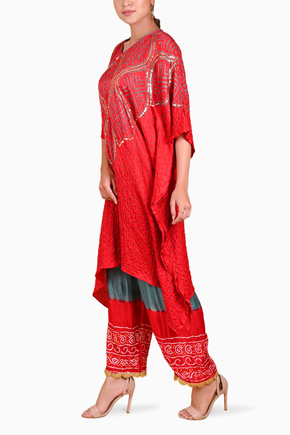 Red Wave Sequence Kaftan