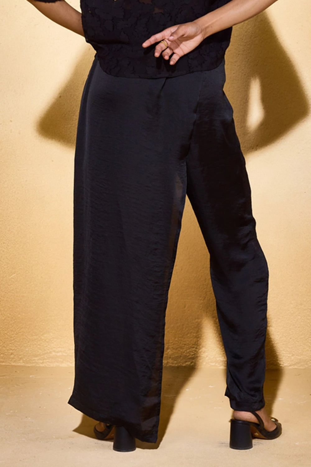 Noir Skirt