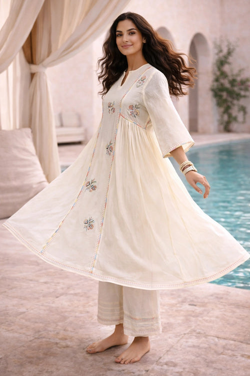 Eira Kurta Set