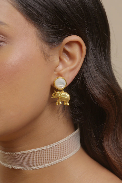 Tale of Ele Drop Earrings wth Pearls