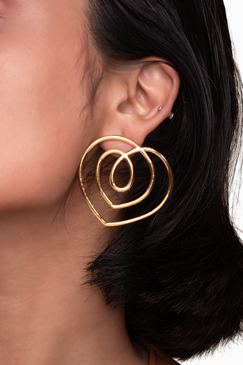 Beau Earrings Gold Tone