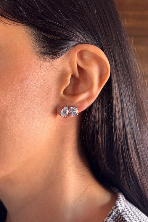 Round and Pear Cut Solitaire Studs