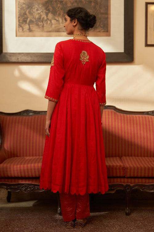 Surkh Laal Rani Zardosi Kurta Set