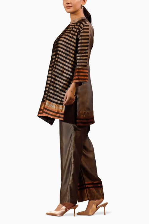 Dhun Patch Zari Multi Stripe High Neck Kurta Set