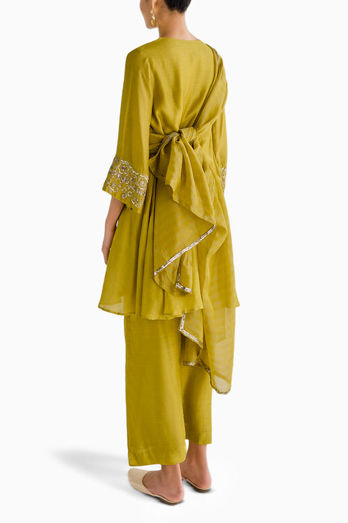 Embroidered Anti Fit Kurta Set