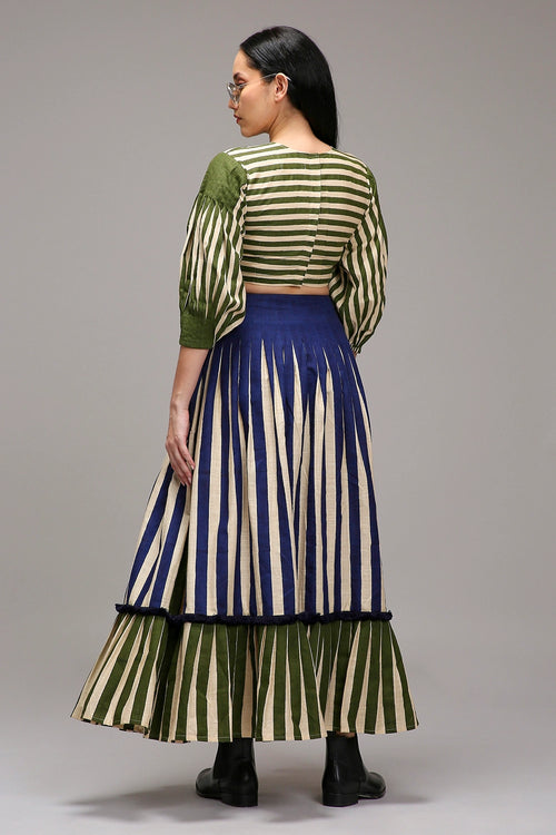 Egg-Shell Striped Crop Top & Skirt Set (2 PCS)