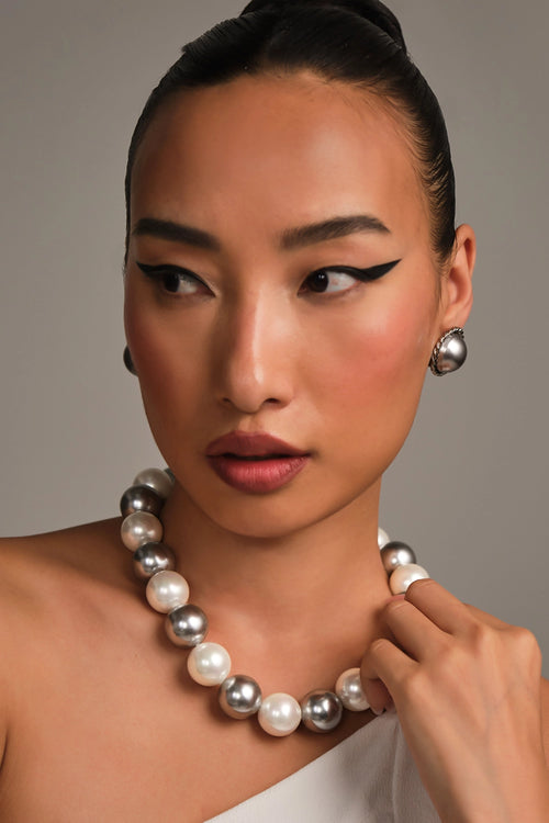 Emily Multicolor Pearl Necklace