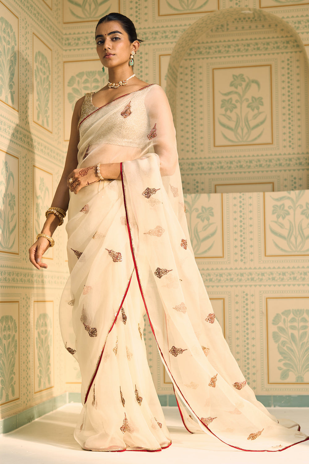 White Chavi Sari