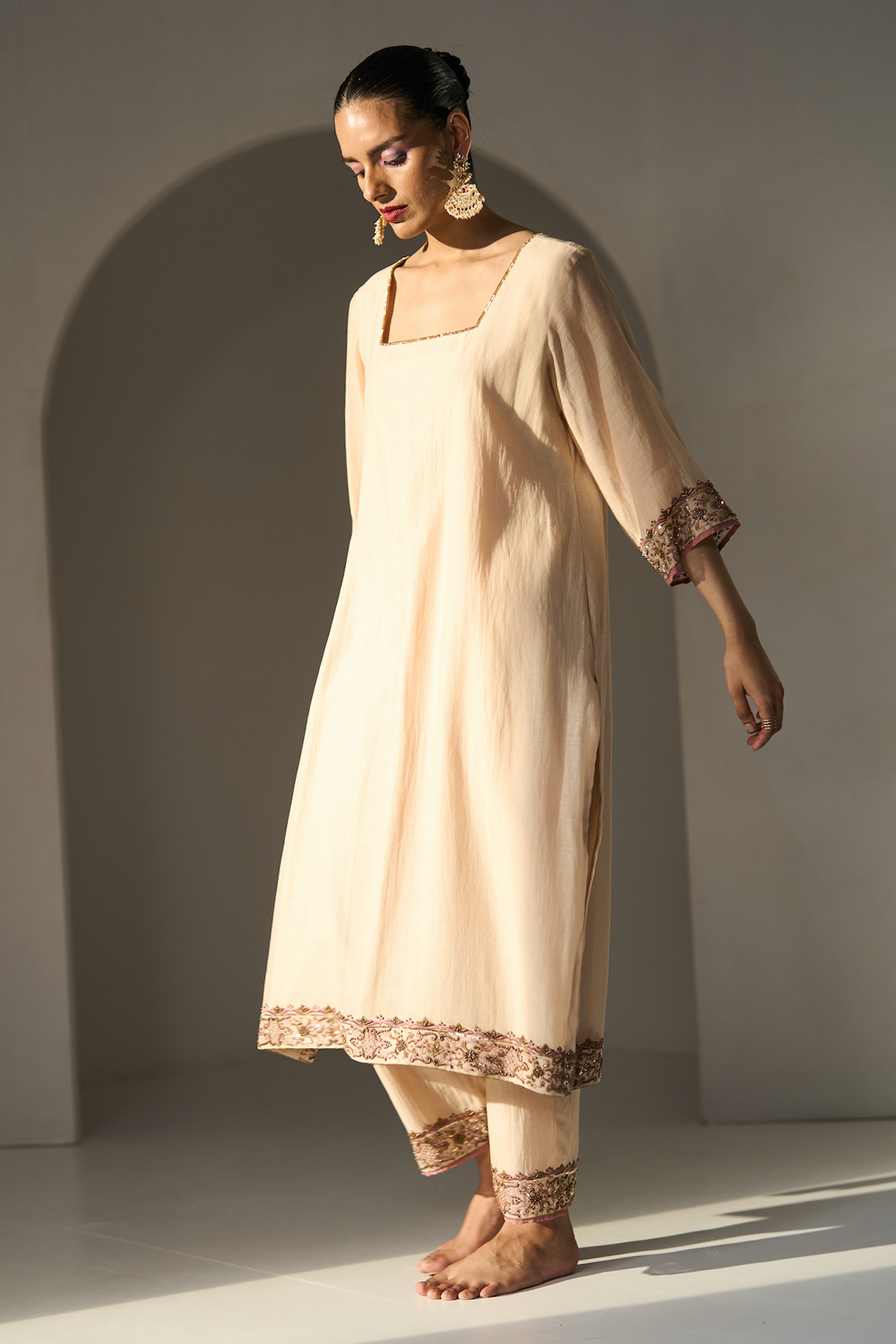 Cream Pavit Kurta Set