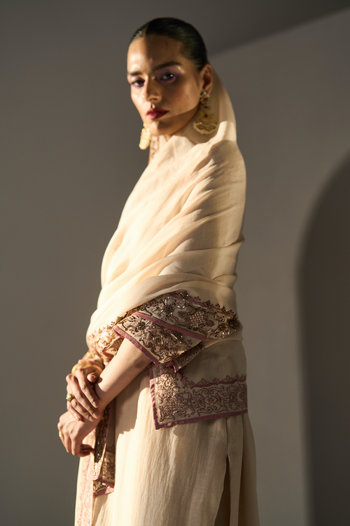 Cream Pavit Dupatta