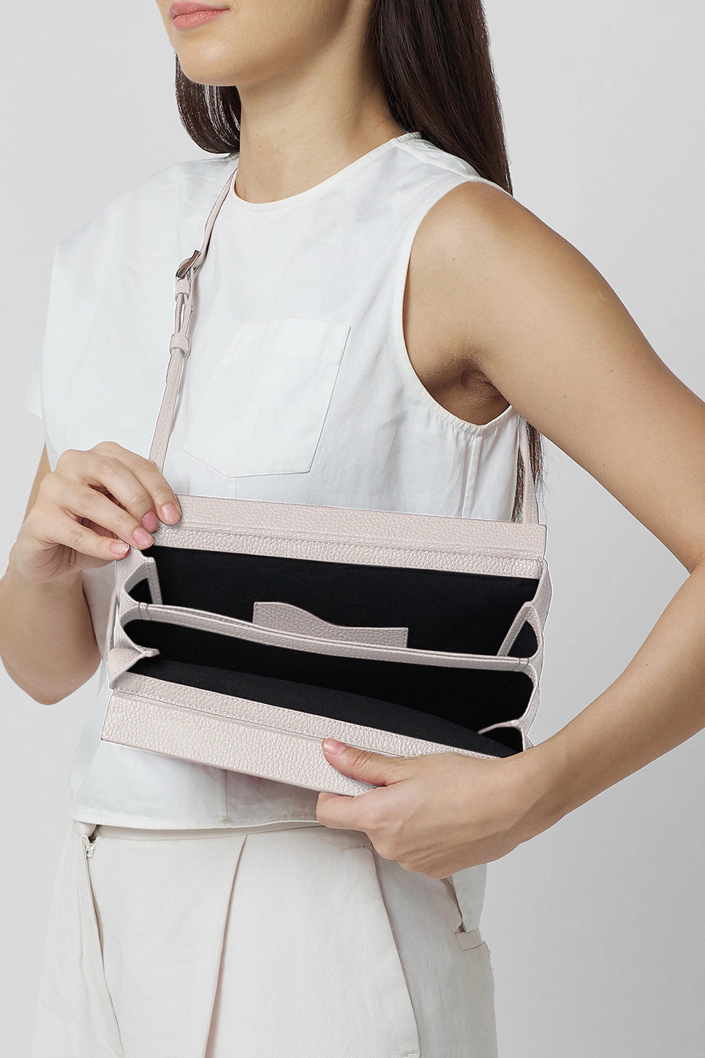 Frida Pebble Bone Accordion Bag