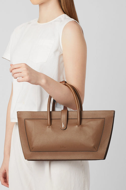 Frida Pebble Toast Baguette Bag
