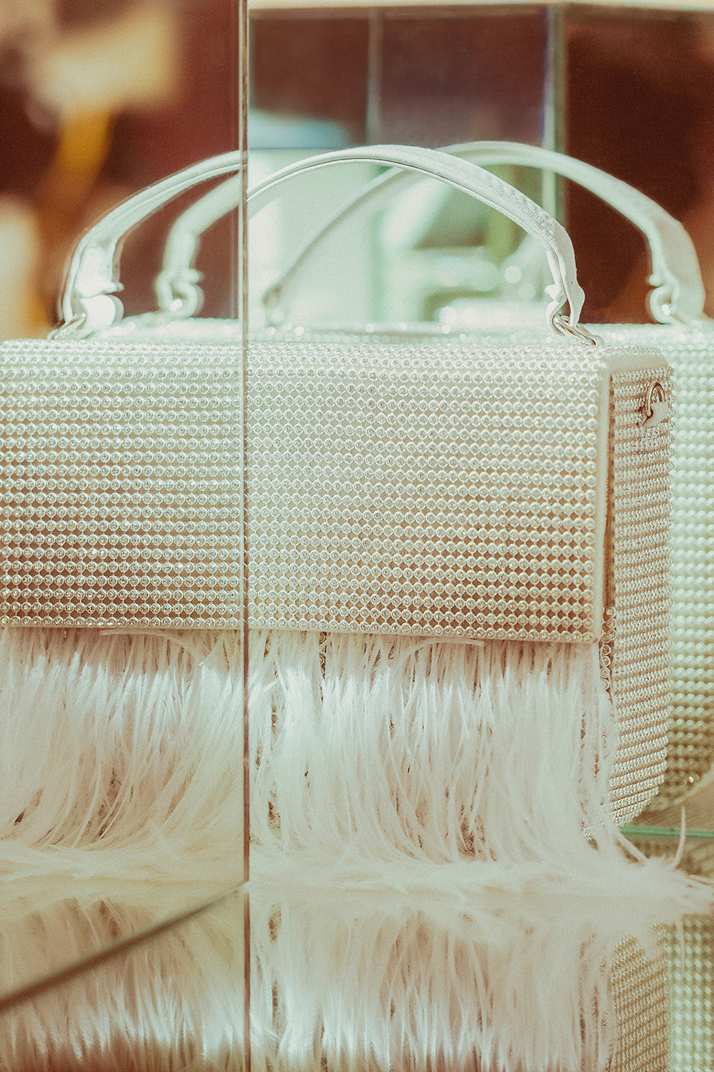 White Feather Flow Box Bag