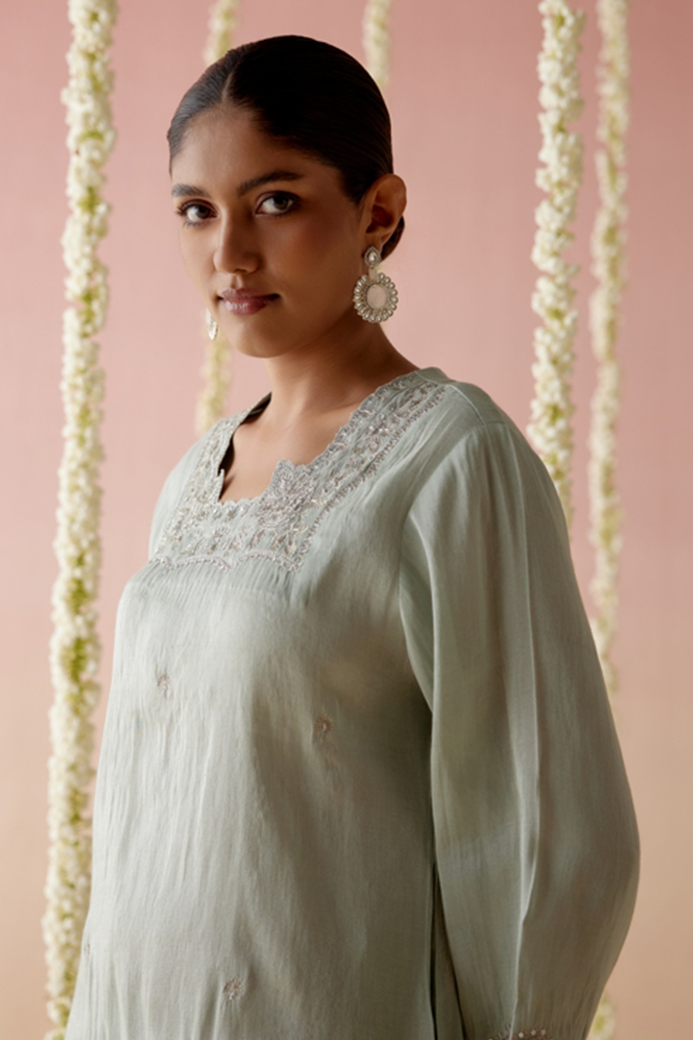 Mint Daisy Tissue Kurta with Narrow Pants