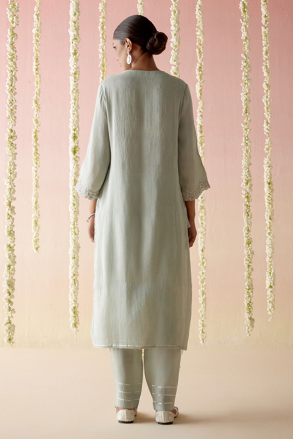 Mint Daisy Tissue Kurta with Narrow Pants