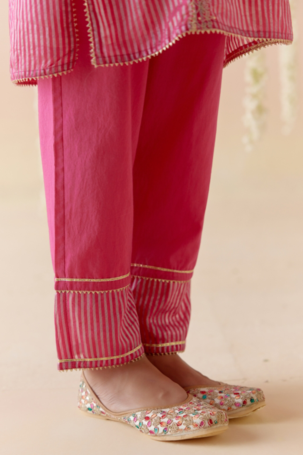 Fuchsia Rose Tissue Kurta with Narrow Pants