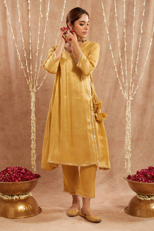 Golden Scallop Angrakha With Pants