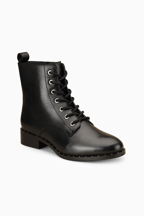 Gr75 Black Ankle Boot