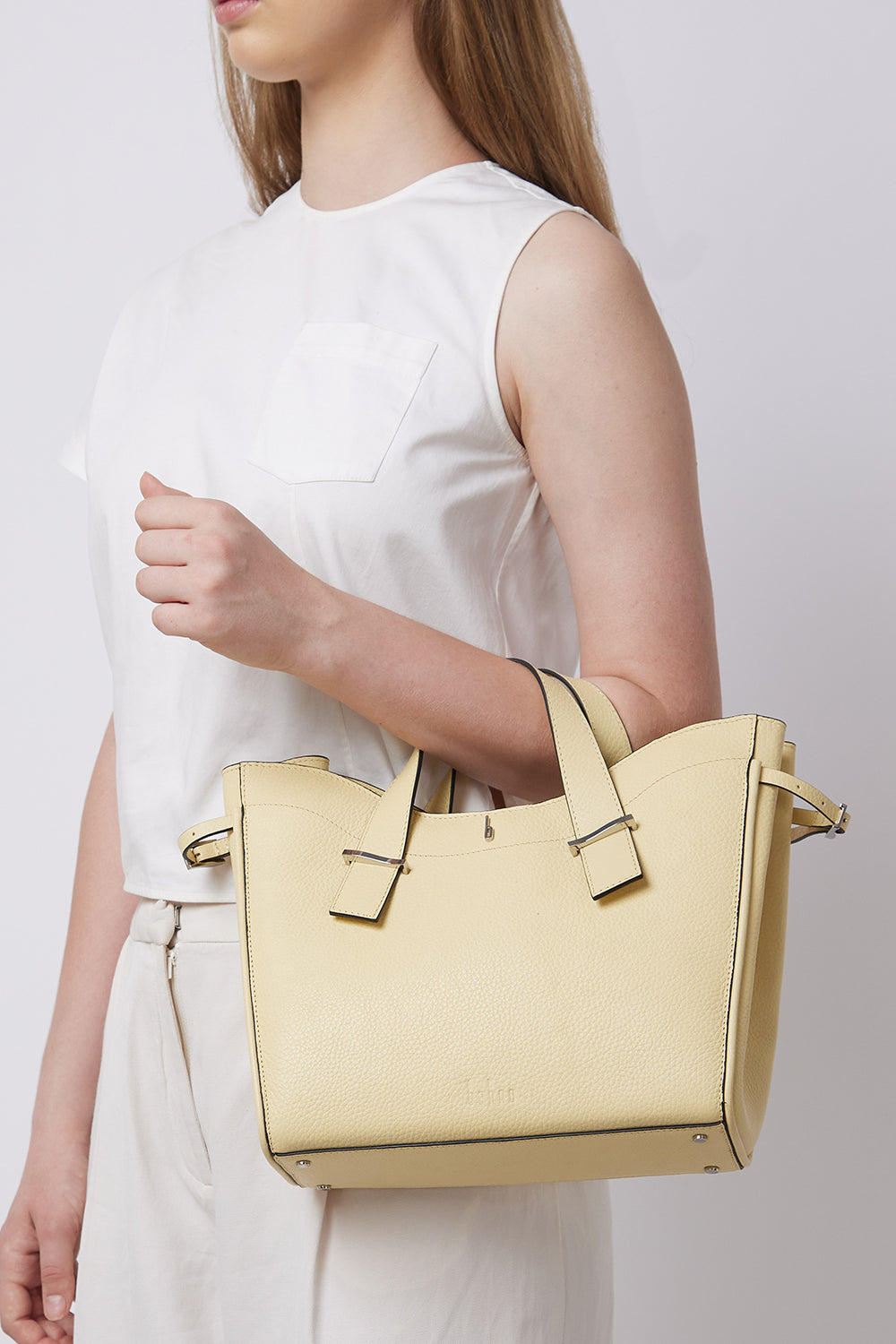 Greta Pebble Buttercream Satchel Bag