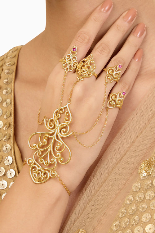 Gulabo Royal Hand Harness