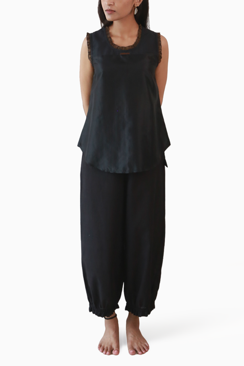 Black Gathered Ruffle Pants