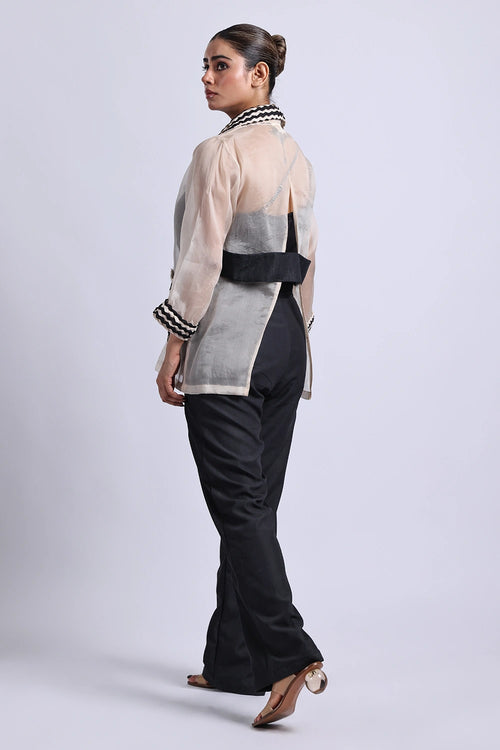 Helio Woven Blazer With Denim Pants