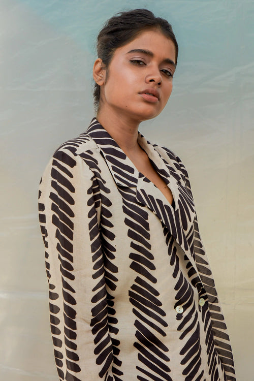 Mono Stroke Jacket