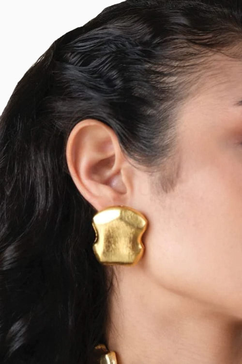 Flux Studs