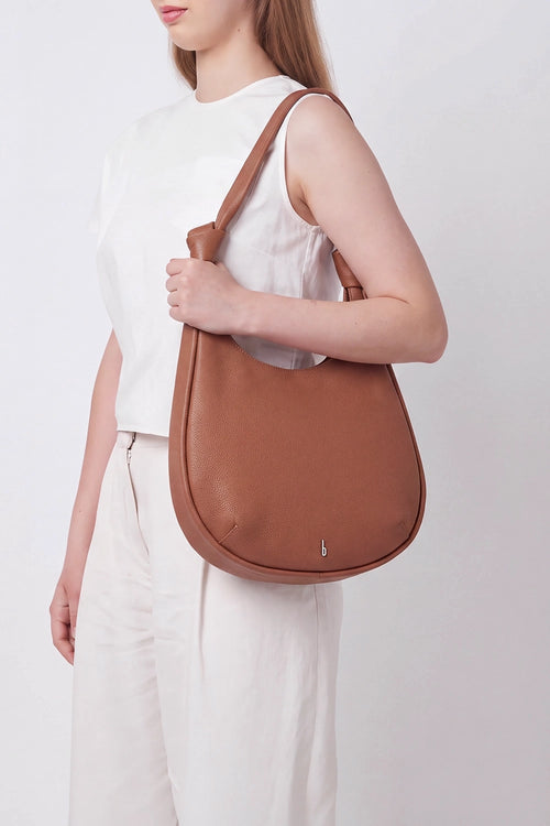 Ina N°2 Pebble Tan Medium Potli