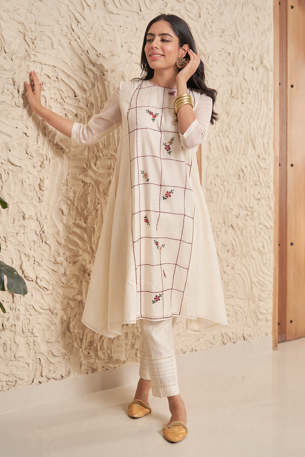 Ishani Ivory Kurta Set