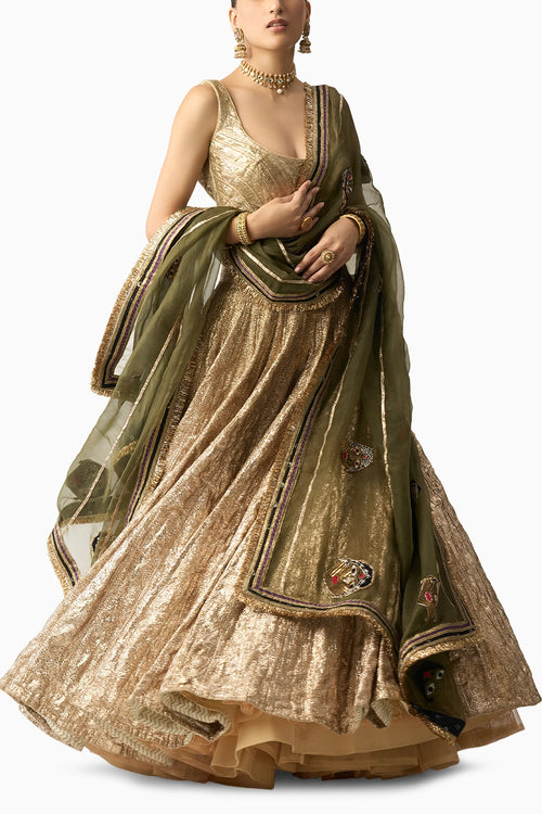 Hara Katputli Dupatta Chandi Lehenga Set