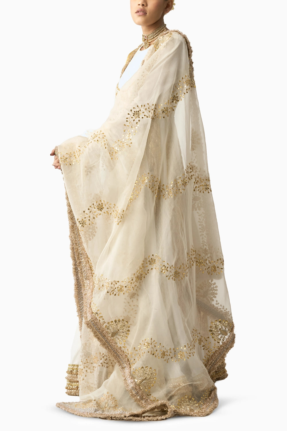 Aarohi Safed Lampi Anarkali Dupatta Set