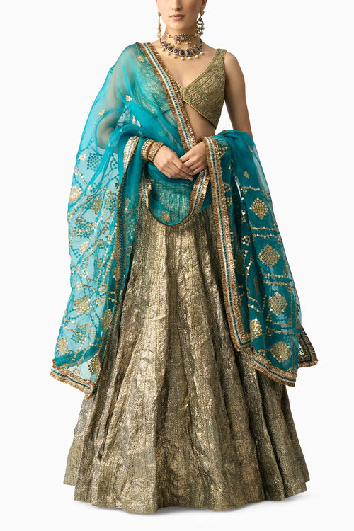Ferhia Dupatta Ferozi Lehenga Set
