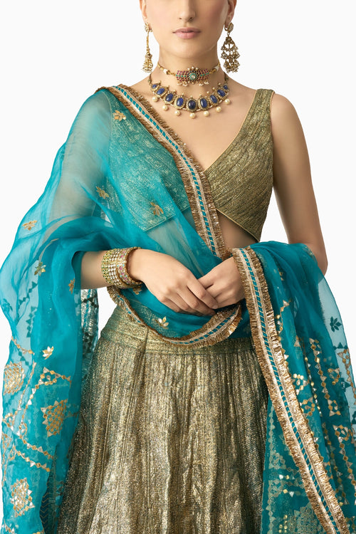 Ferhia Dupatta Ferozi Lehenga Set