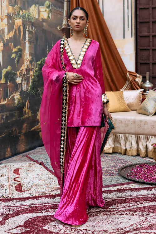 Gulaab Makhmal Khayal Suit